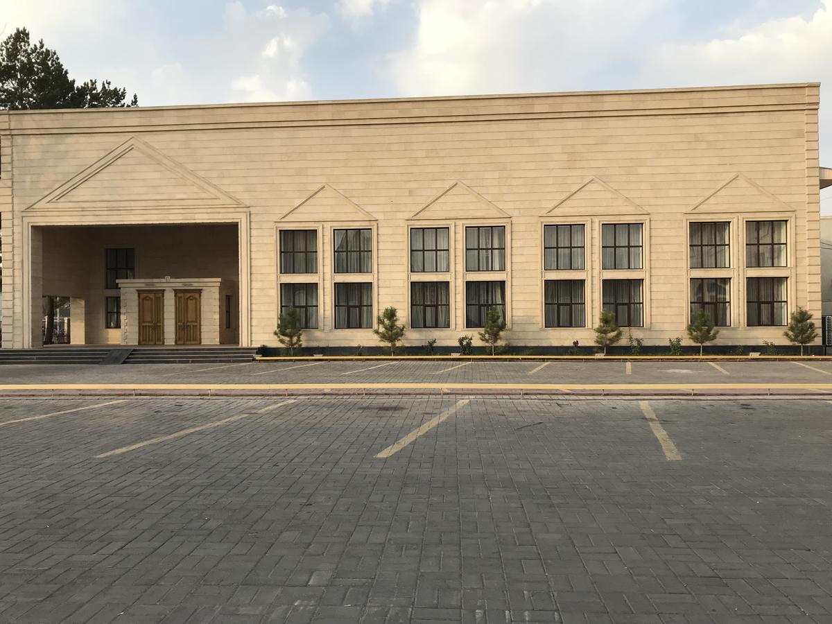 Saltanat Otel Taldikorgan Dış mekan fotoğraf